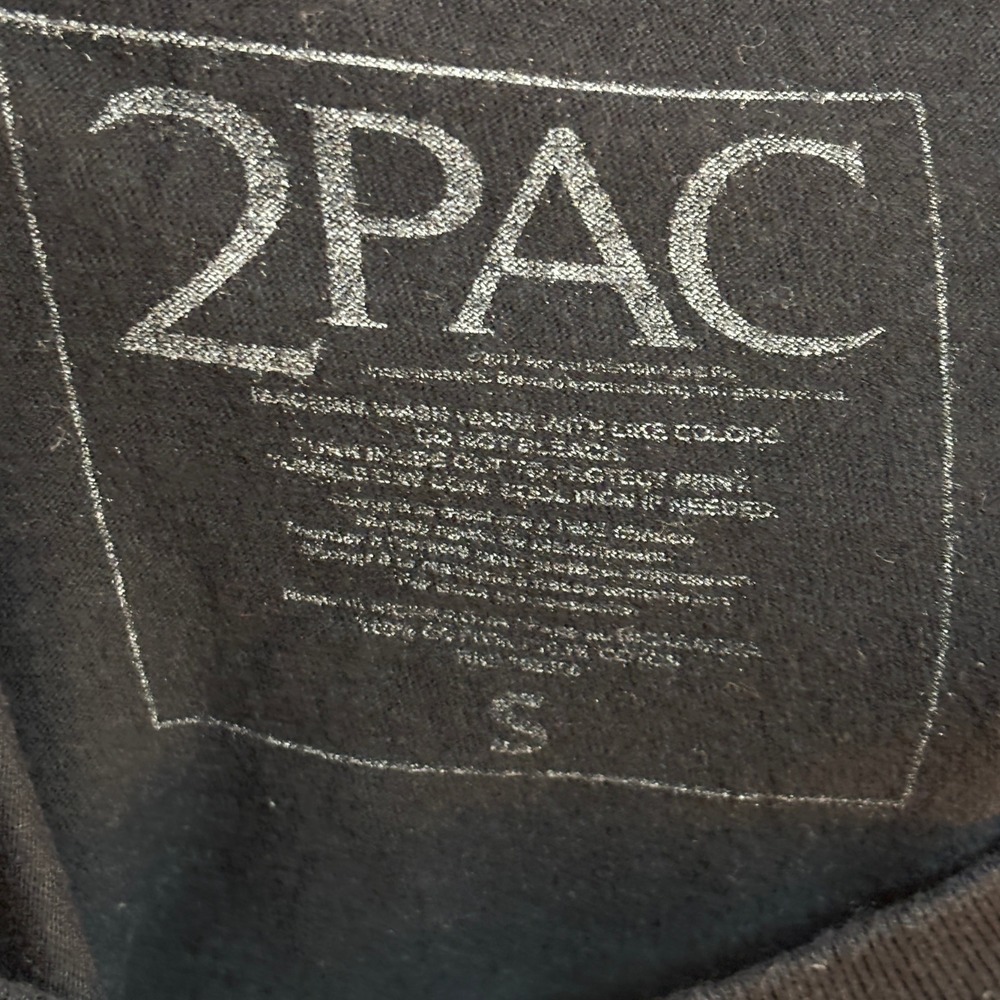2Pac All Eyez On Me Graphic T-Shirt Mens Small Black Short Sleeve Hip Hop Tee - Picture 3 of 5